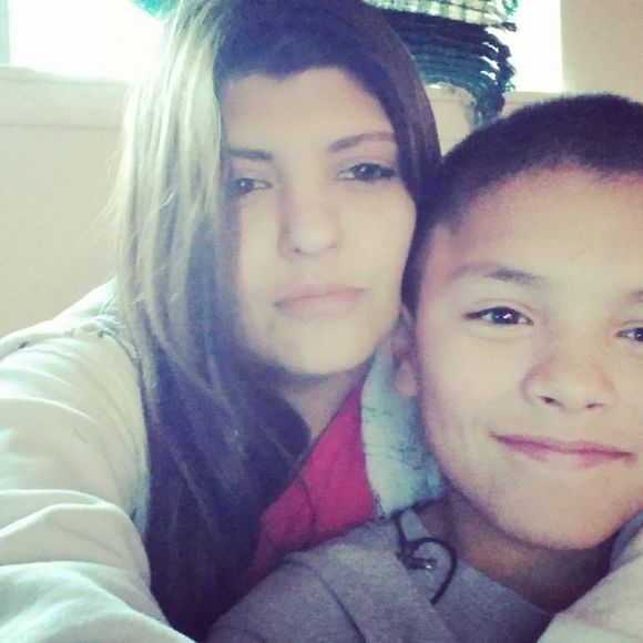 Meet your Posher, Synthia - Picture 1 of 1